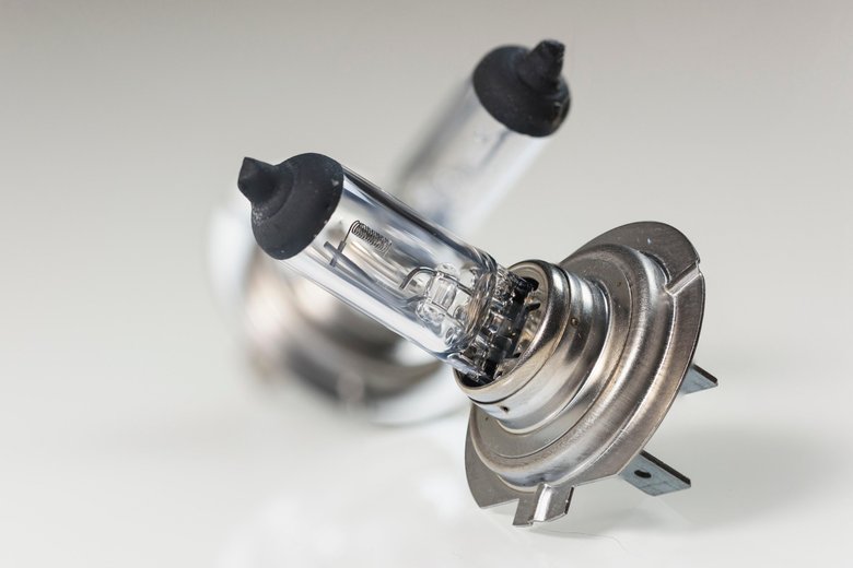 Самостоятельная замена лампы головного света