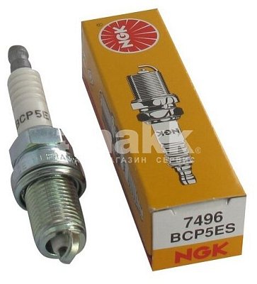 Свеча зажигания NGK 7496 BCP5ES Citroen/Mercedes-benz/Peugeot/Renault цена за 1шт
