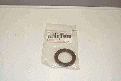 Сальник коленвала передний Toyota 4A-FE/GE 5A-FE 7A-FE распредвала 1KZ-T 32/46/6 90311-32019 OEM
