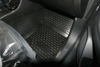 Коврики салона Novline модель MITSUBISHI Outlander 2012-2015, 2015+ 2 WD черный 3D (к-т4 шт)