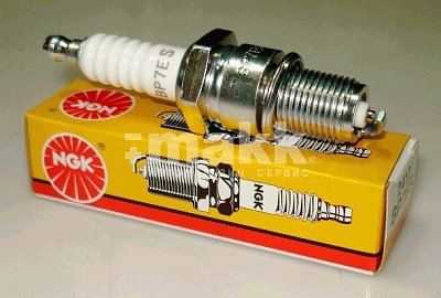 Свеча зажигания NGK 2412 BP7ES