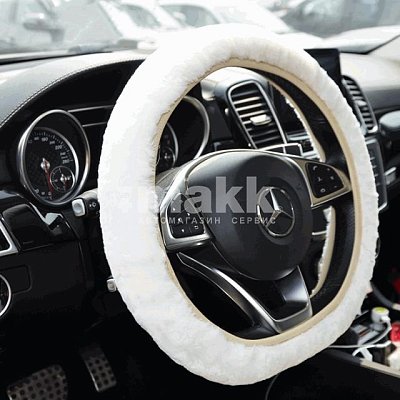 Оплетка из искусственного меха белая Green Star (М)